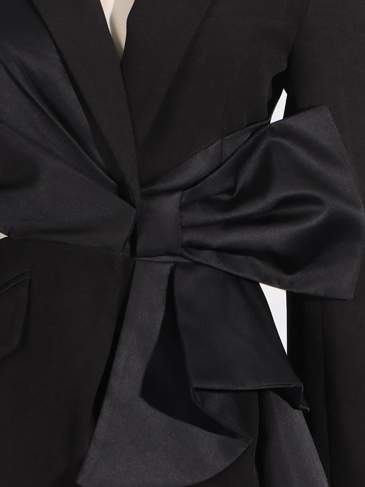 Blazer Slim à Nœud Élégant