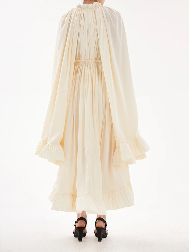 Robe Blanche Plissée à Volants